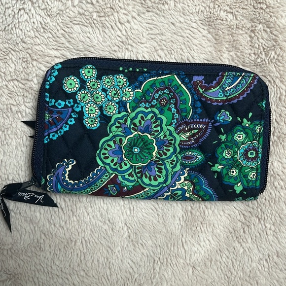 Vera Bradley Zip Around Wallet - Picture 5 of 5